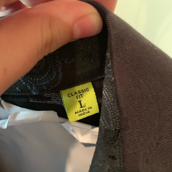 Robert Graham Dress shirt button up - Picture 3 of 3